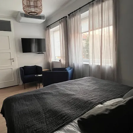 Central Studio Pécs Extérieur photo